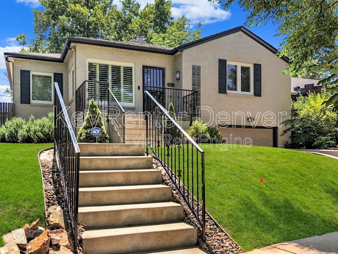 Foto principal - 1010 S Fillmore Way