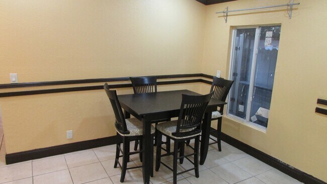 Foto del edificio - 1216 SW 75th Ave