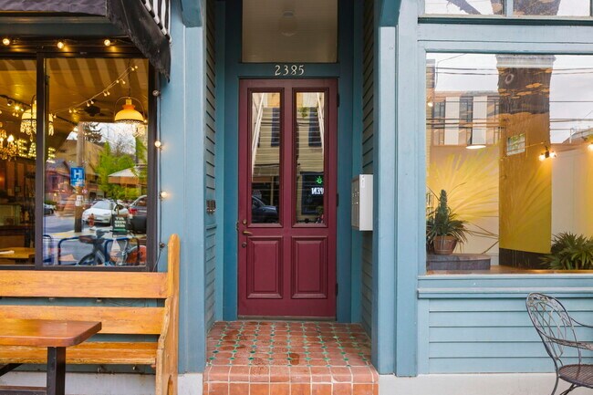 Foto del edificio - 2387 NW Thurman St