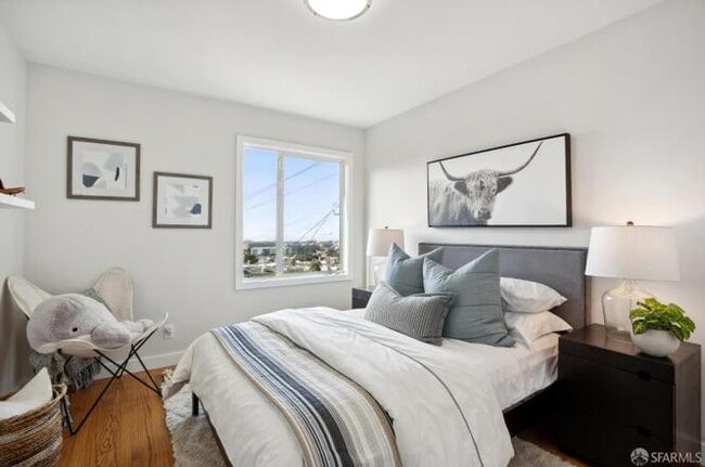 Foto del edificio - 495 Bright St