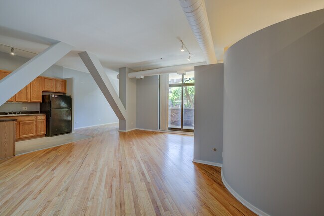 Foto del edificio - 1000 E 53rd St