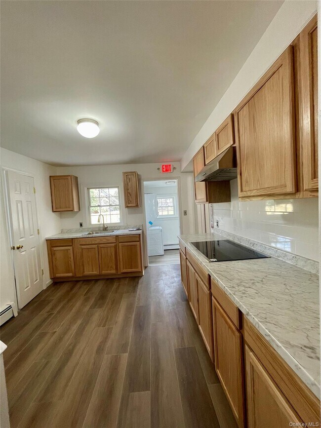 Foto del edificio - 46 E Market St