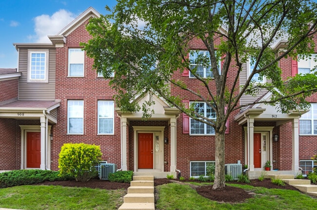 Puerta principal - 910 Neudearborn Ln