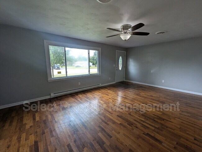 Foto del edificio - 3705 St Joe Center Rd