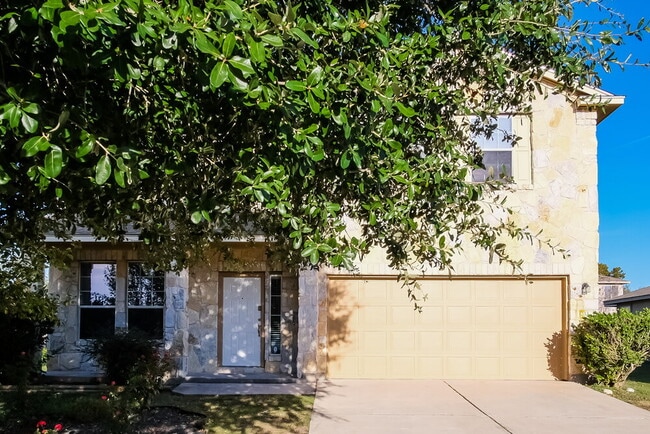 Building Photo - 233 Waterloo Dr