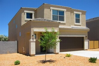 Building Photo - 11700 E Cliffrose Ln