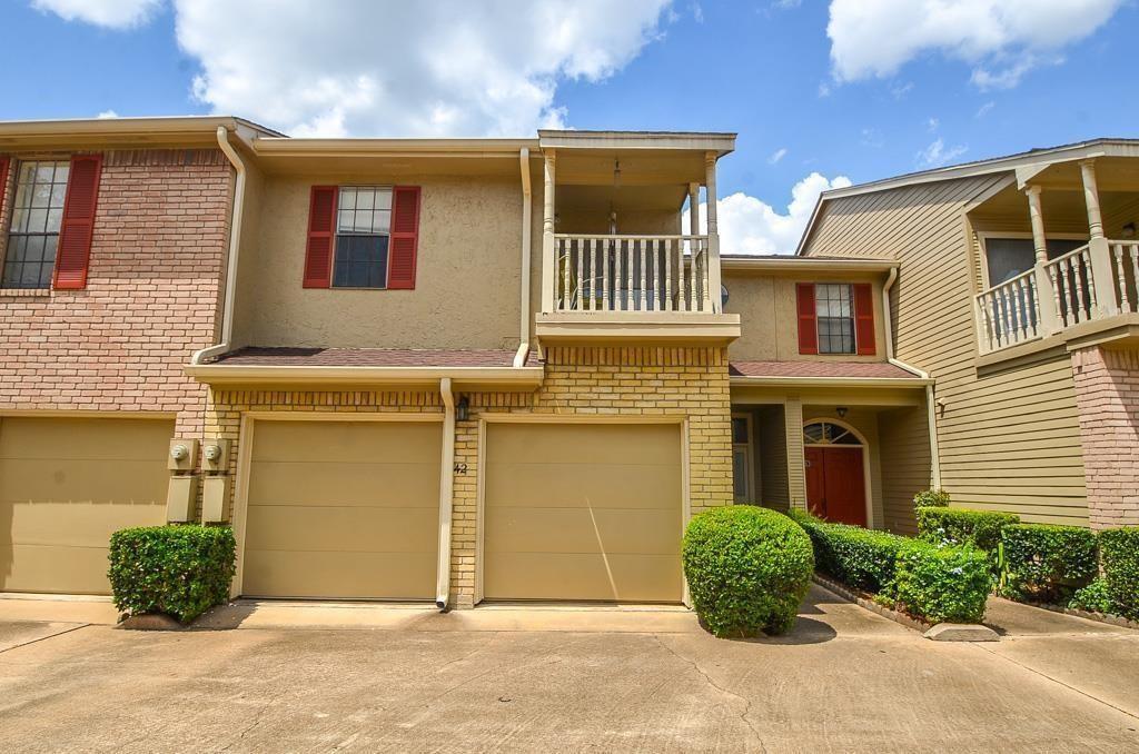 Foto principal - 7350 Kirby Dr