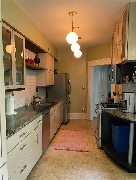 Foto del edificio - 1229 Euclid Ave NE