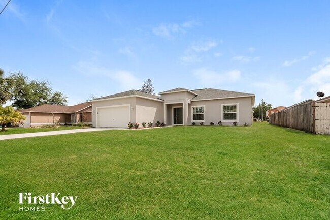 Building Photo - 535 Cardinal Dr