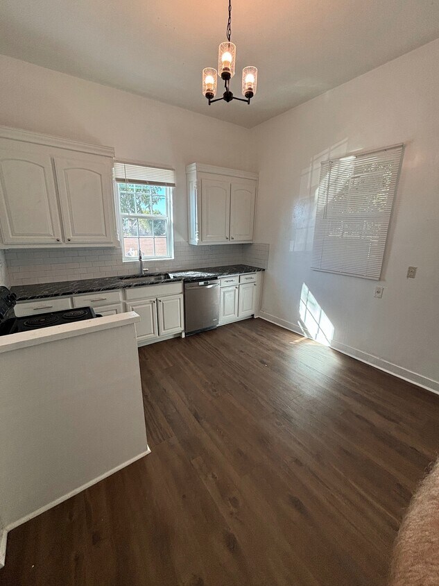 Foto principal - 315 Andrews St