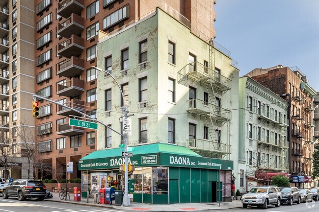 Exterior - 1435 Third Ave