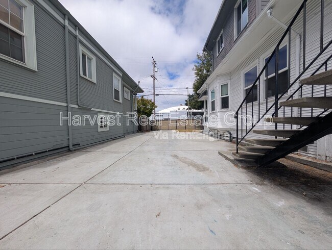 Foto del edificio - 2512 Myrtle St