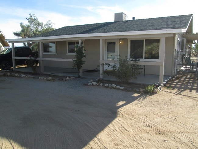 Building Photo - 57661 Aberdeen Dr