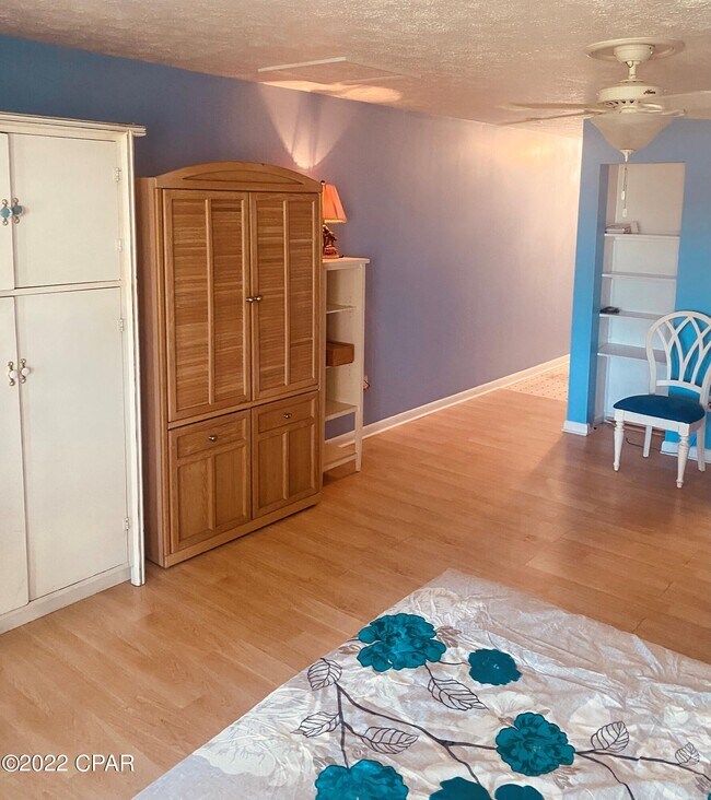 301 Lullwater Dr Unit 315, Panama City Beach, FL 32413 Condo for Rent