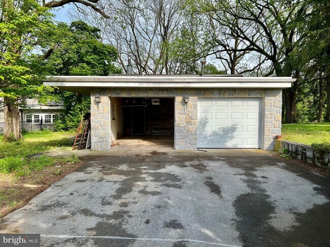 Foto del edificio - 763 Limekiln Rd