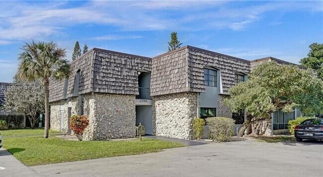 Foto del edificio - 3105 Oakland Shores Dr