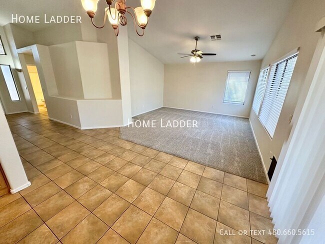 Foto del edificio - 1028 S Roca St