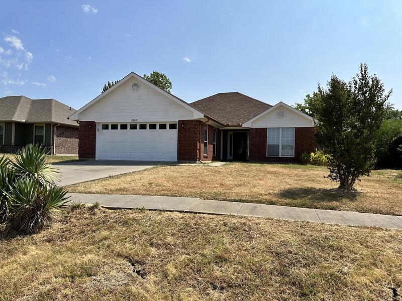 2208 Mangum St, Commerce, TX 75428 House Rental in Commerce, TX