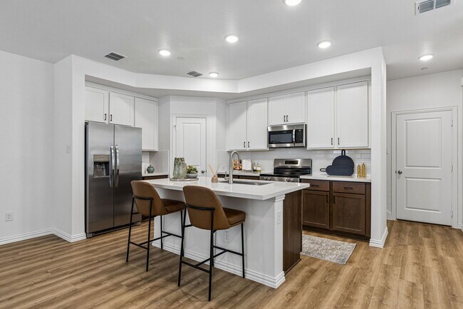 Foto del edificio - LyvWell at Harmony