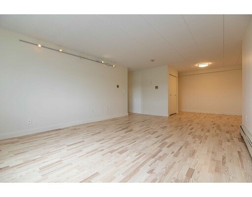 Building Photo - 278 Beacon St