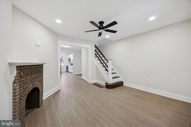 Building Photo - 4626 Van Kirk St