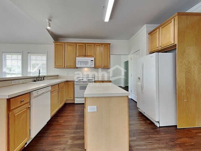 Building Photo - 1860 Francis Mill Ct