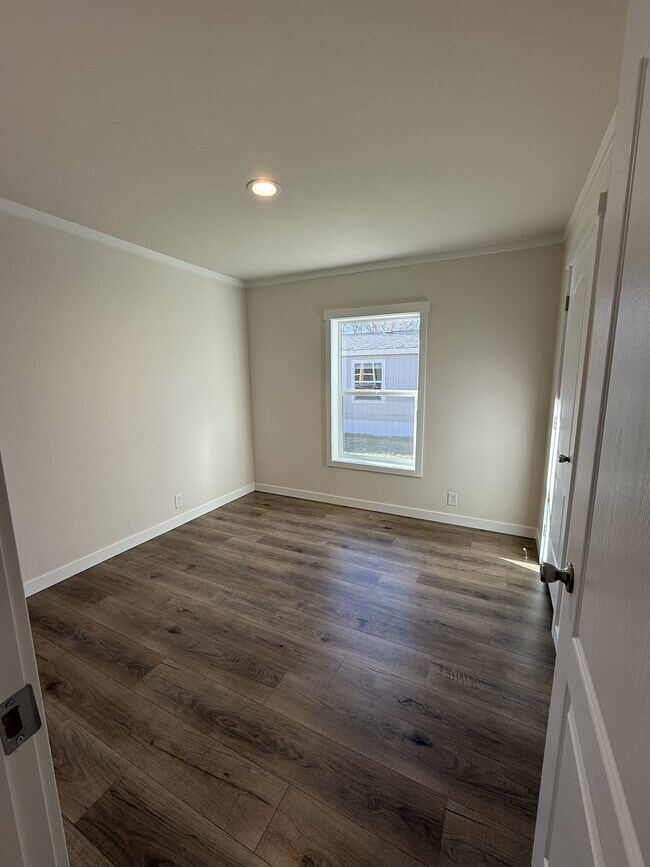 Building Photo - 7250 US-89