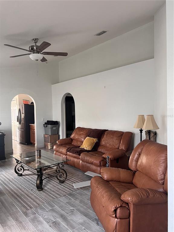 Foto del edificio - 3460 Bellericay Ln