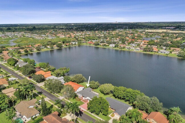 Photo - 10225 SW 20th St House