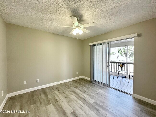 Foto del edificio - 1600 Big Tree Rd