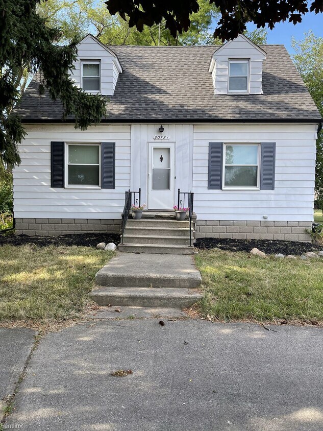 Primary Photo - 3 br, 1.5 bath House - 20781 15 Mile Rd