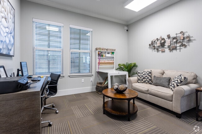 Business Center - North Village Apartments