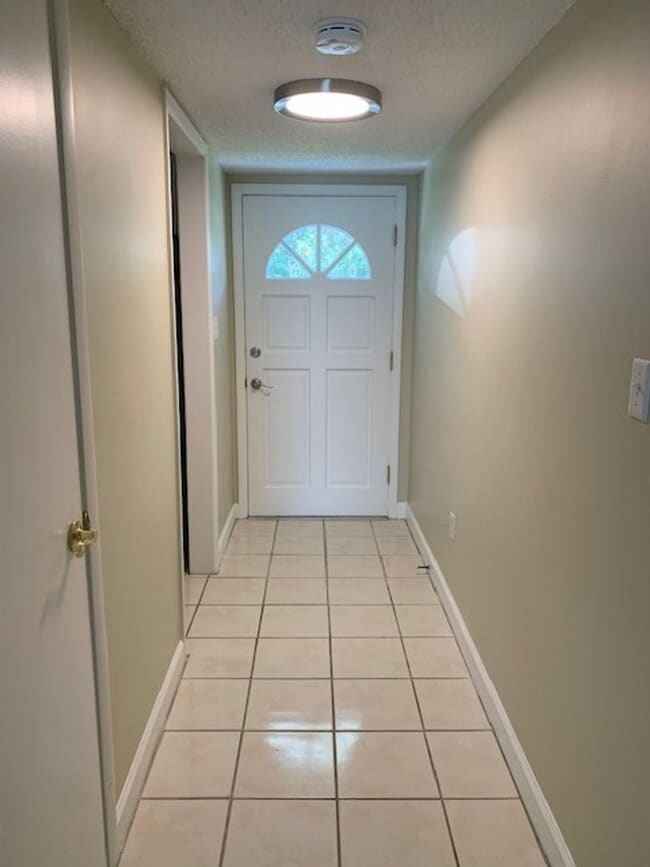 Foto del edificio - 2 br, 2 bath House - 2100 N. Peninsula Dr....