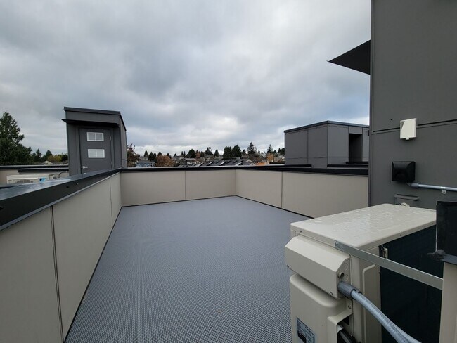Foto del edificio - Newer Ballard Townhome with Plenty of Outdoor Space for Rent