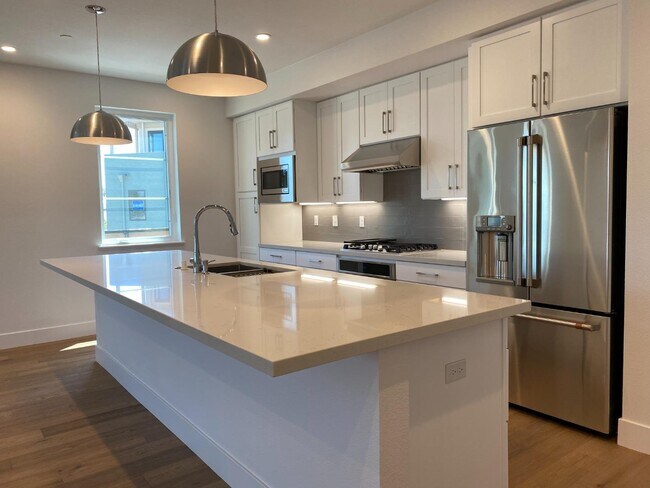 Foto del edificio - 222 Argonaut Ln