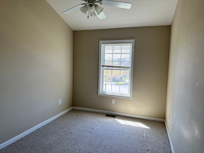 Foto del edificio - 2867 E Creeks Edge Dr