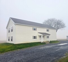 Building Photo - 2626 Creek Hill Rd