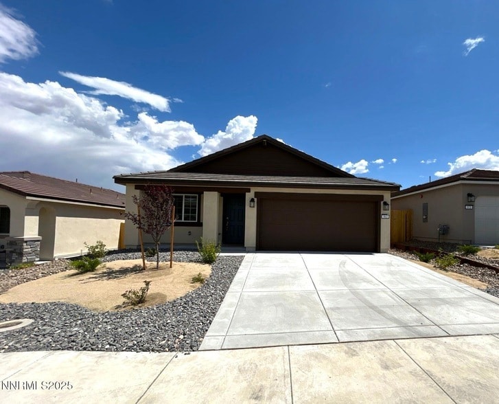Foto principal - 963 Cascade Range Dr