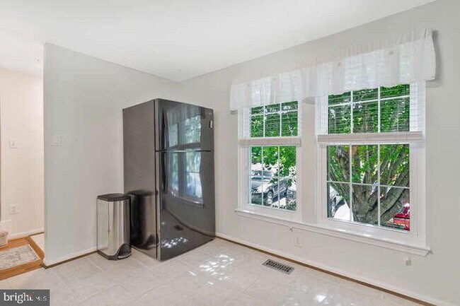 Foto del edificio - 1226 Quaker Ridge Dr