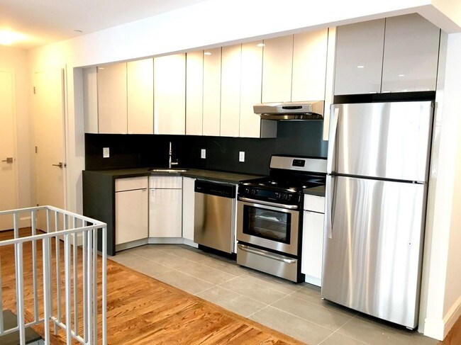 Foto del edificio - 25-35-35 38th St