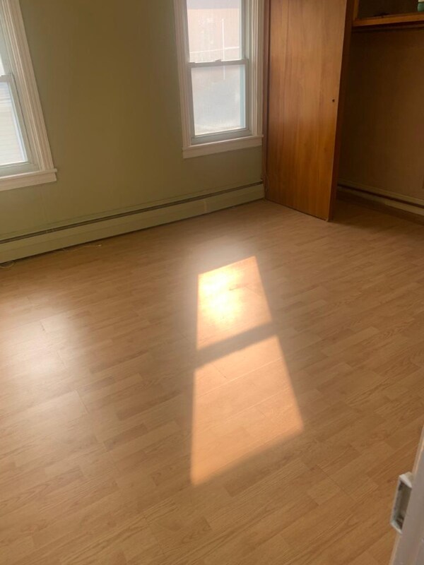 Foto del edificio - 1348 Vienna St