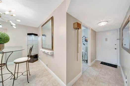 Foto del edificio - 4841 NW 22nd Ct