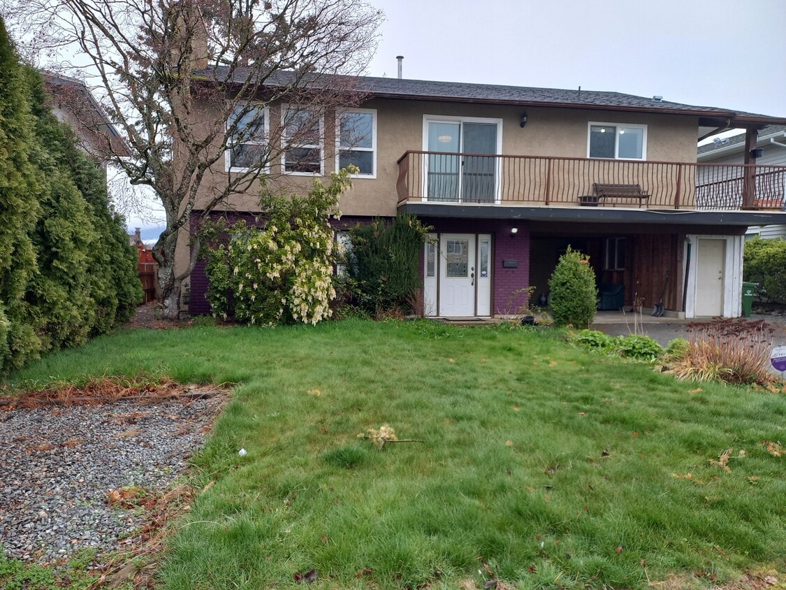 Primary Photo - 6532 Wiltshire St