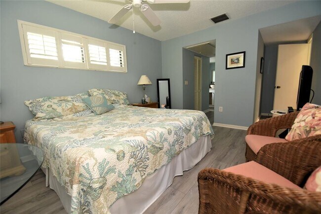 Foto del edificio - 1657 Brookhouse Cir