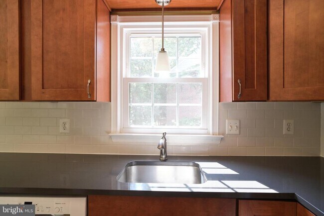 Foto del edificio - 3816 Usher Ct