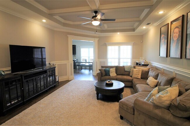 Foto del edificio - Beautiful and Convenient 3BR/2BA Home near Moody Airforce Base in Valdosta, GA