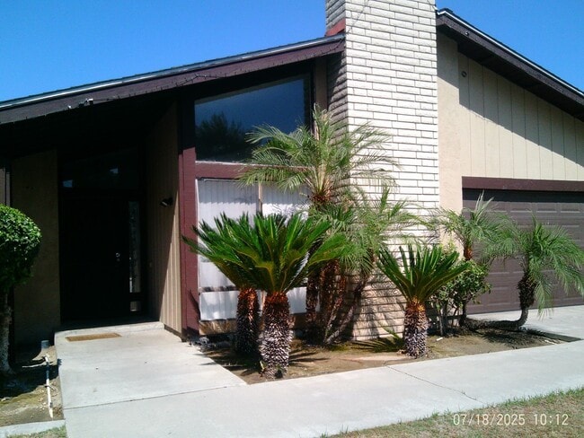 Building Photo - 2525 Actis St