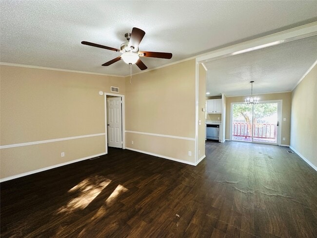 Foto del edificio - 16497 Spring Rain Ct