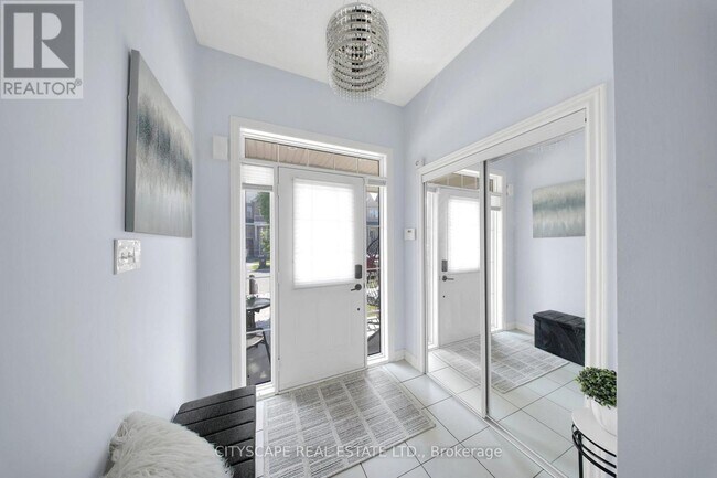 Photo du bâtiment - 5517 Meadowcrest Ave