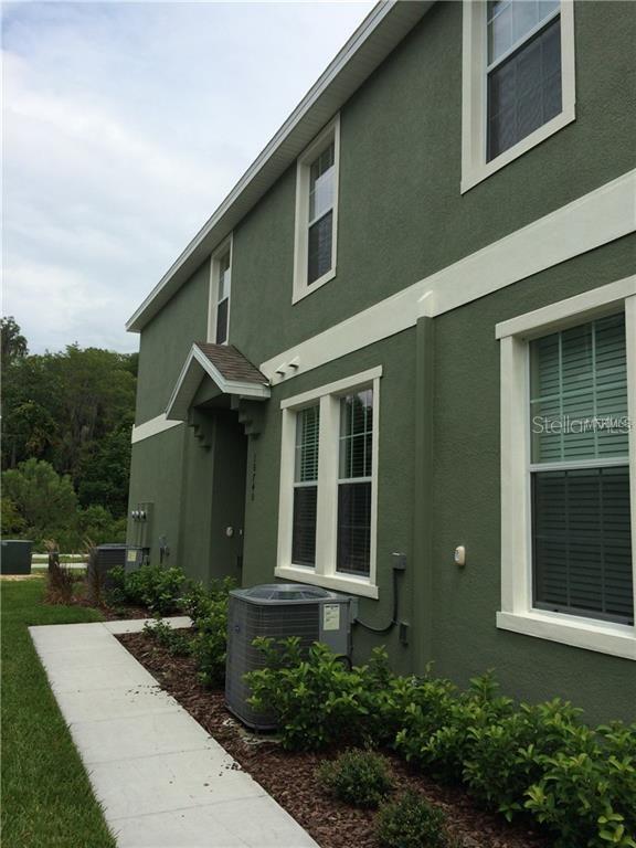 Building Photo - 10740 Dawson Lily Way